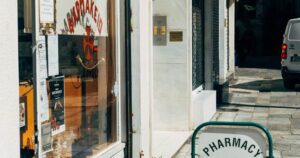 how do cannabis dispensaries work